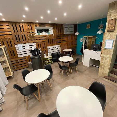 Smile Accomodation 사레 외부 사진
