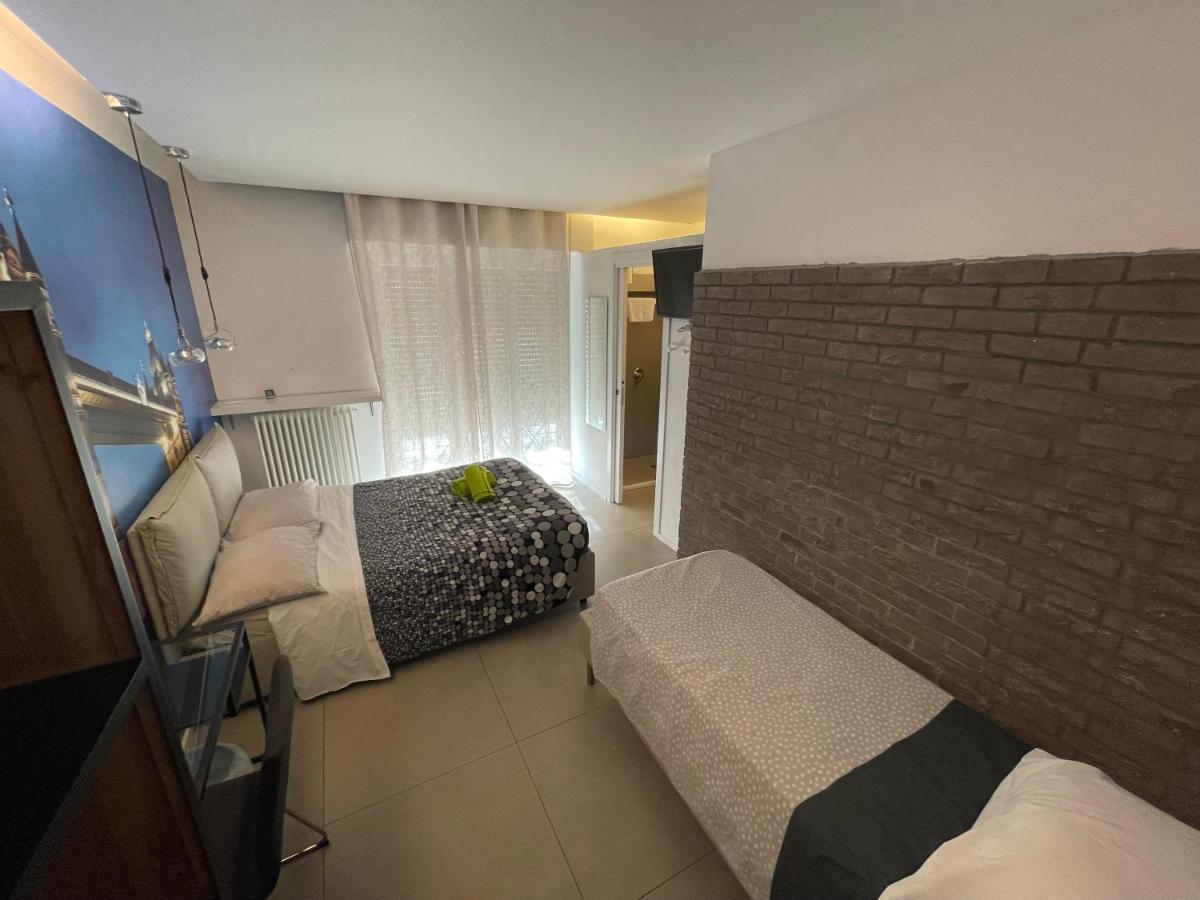 Smile Accomodation 사레 외부 사진