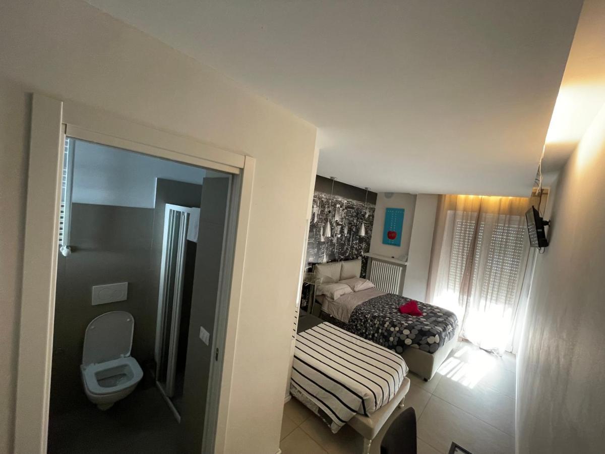 Smile Accomodation 사레 외부 사진